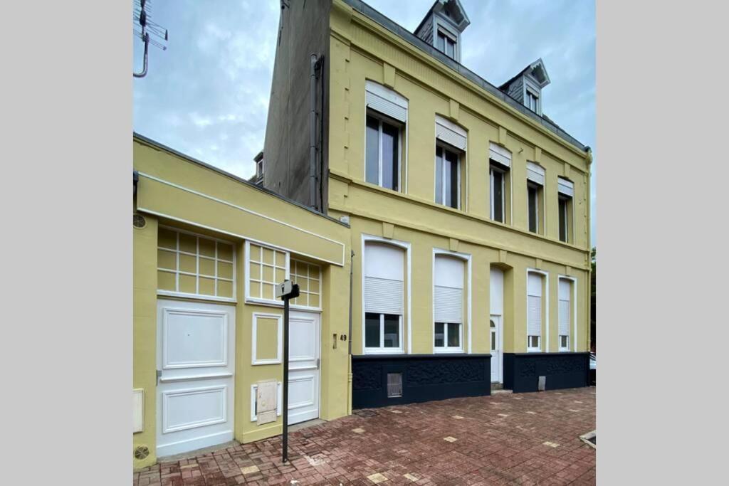 La Maison Sevigne - Appart Hotel - N°6 L'Indus Бетюн Экстерьер фото